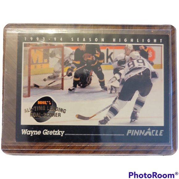 Wayne Gretzky 1993-1994 Pinnacle All Time Leading Goal Scorer #512 - Picture 3 of 4